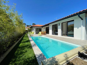 MAISON CONTEMPORAINE AVEC PISCINE - ANGLET CHIBERTA